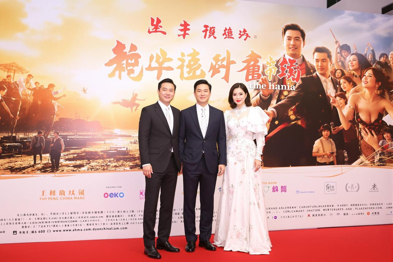 网暴吃瓜热点：年度最受期待电影宣布定档，豪华阵容引发观影热潮，预售已破纪录